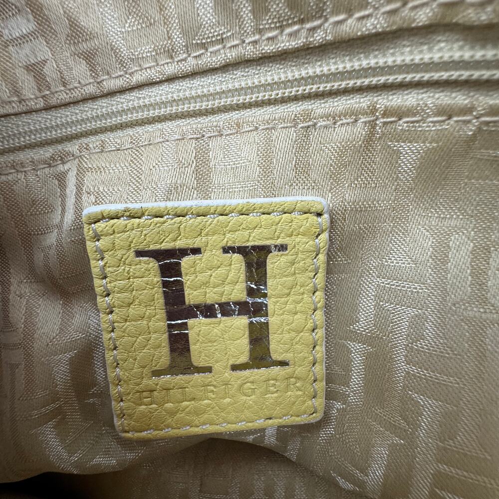 Tommy Hilfiger Butter Yellow Pebbled Buttery Soft Leather Vintage Handbag - Picture 7 of 10
